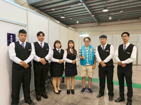 南開學子熱情參與國慶焰火　展現專業與服務風範