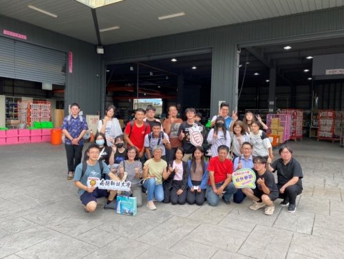 強化在地產業鏈結! 博客來創辦人引領百萬書海 南開行銷系TAAZE讀冊趣!